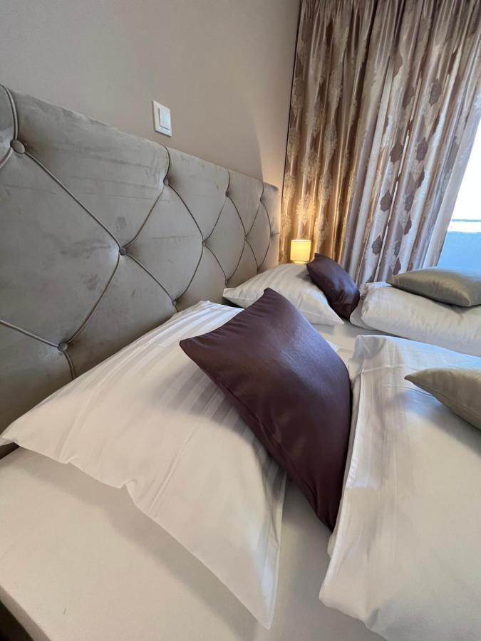 Apartman Yacht 梅杜林 外观 照片