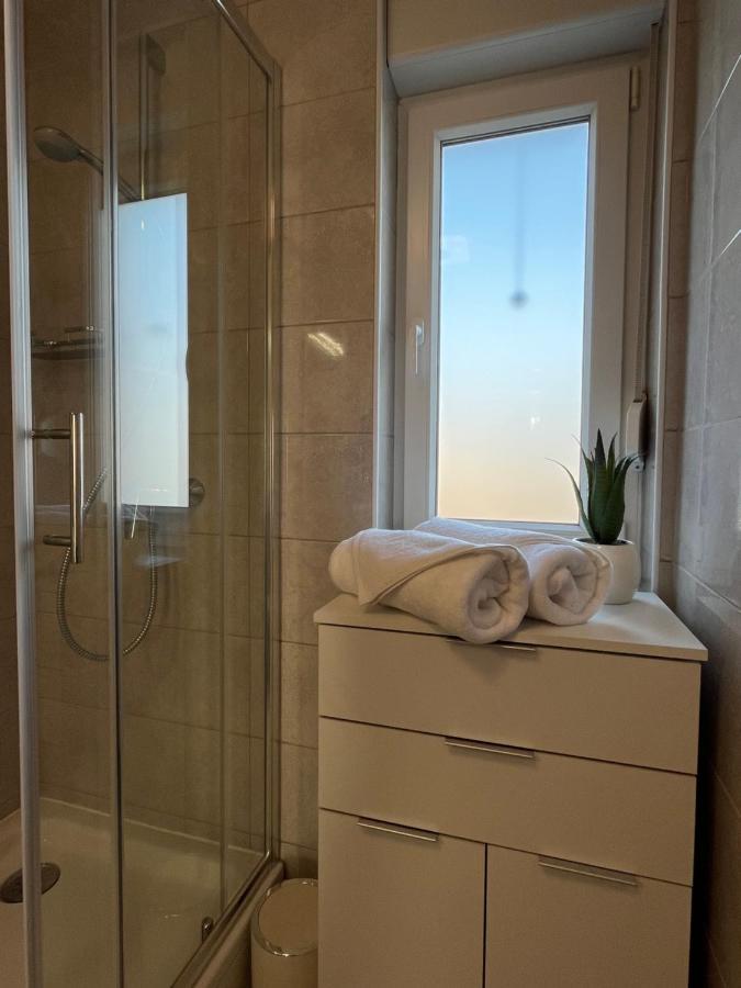 Apartman Yacht 梅杜林 外观 照片